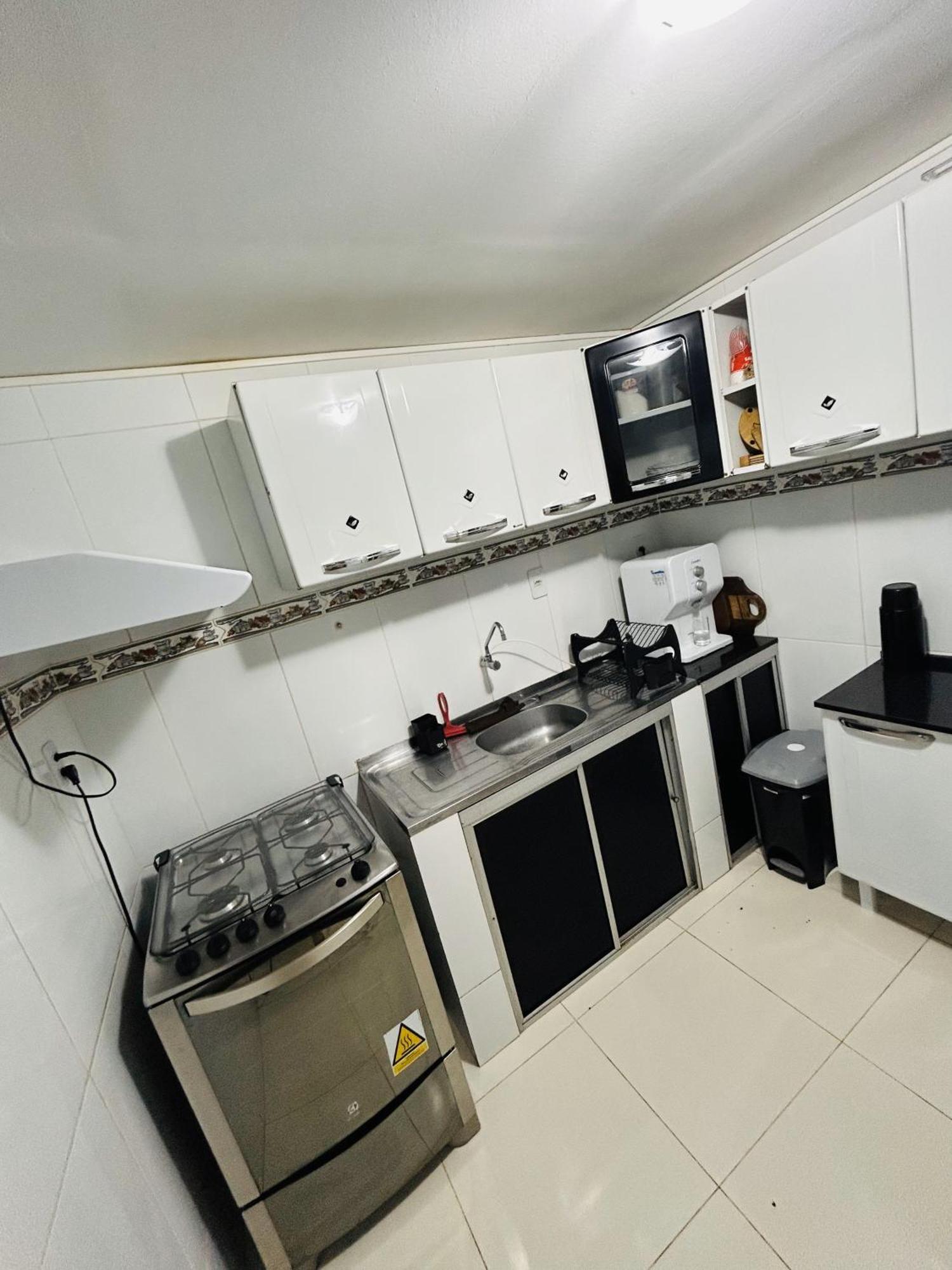 הוילה סלבאדור Casa 4/4, Cond. Fechado Com Piscina-150M2 מראה חיצוני תמונה
